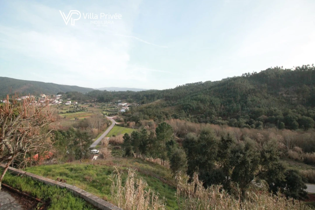 Moradia T3 para Venda em Almalagues Foto 4