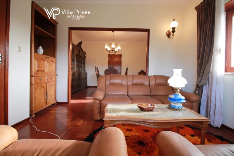 Moradia T3 para Venda em Almalagues Foto 6