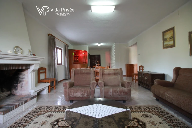 Moradia T3 para Venda em Almalagues Foto 15