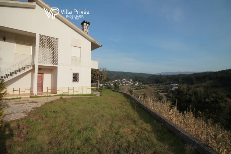 Moradia T3 para Venda em Almalagues Foto 21