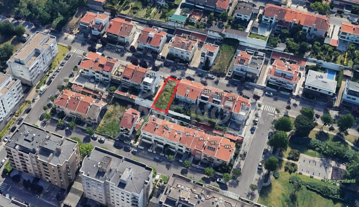 Terreno para Venda em Custóias, Leça do Balio e Guifões Foto 1