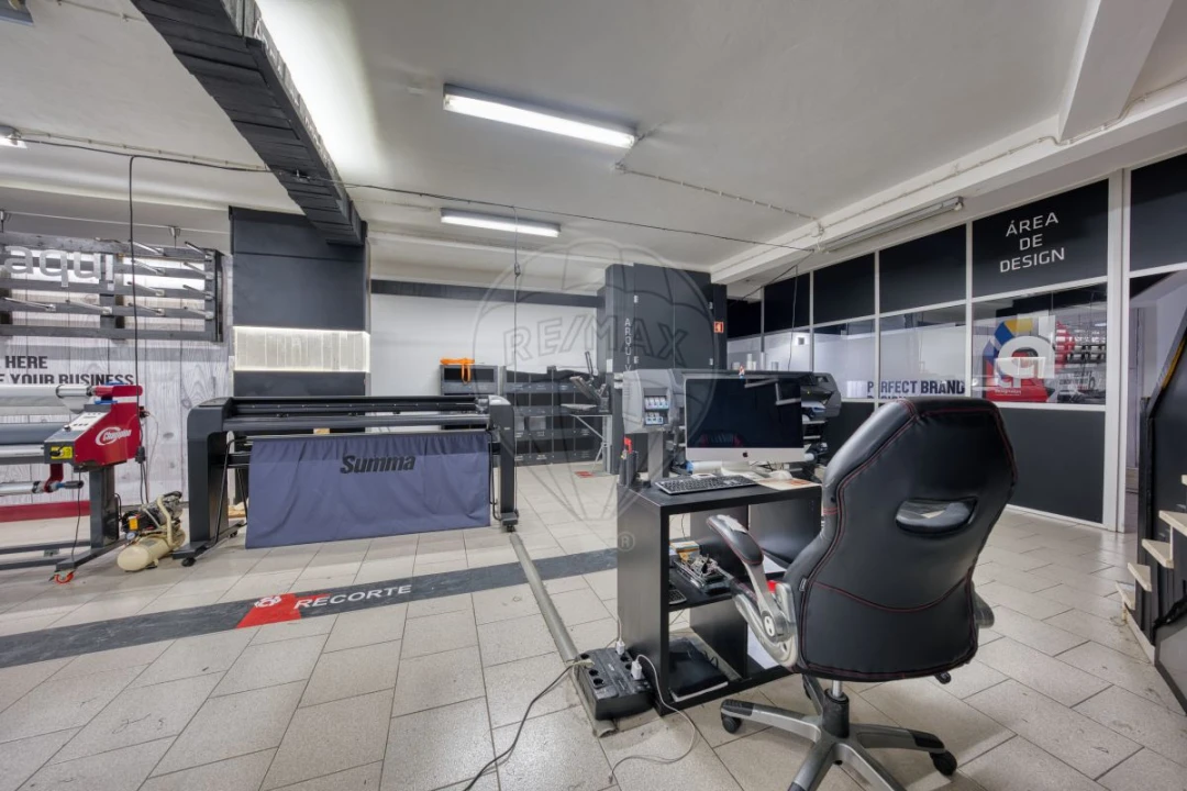 Loja para Venda em Almeirim Foto 32