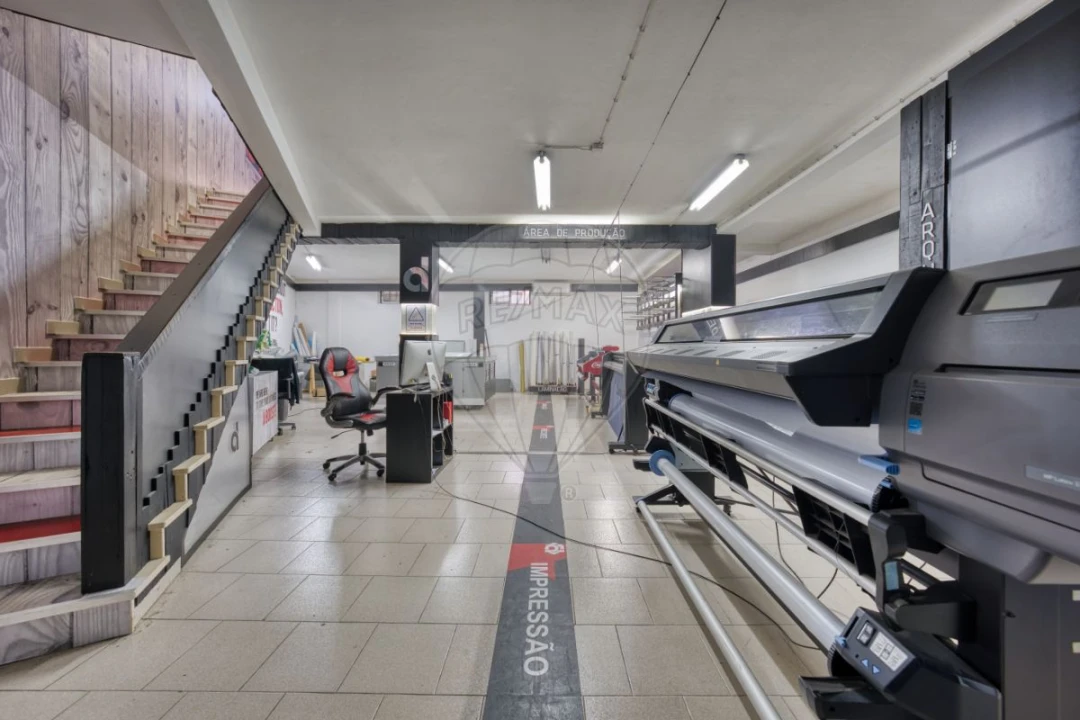 Loja para Venda em Almeirim Foto 46