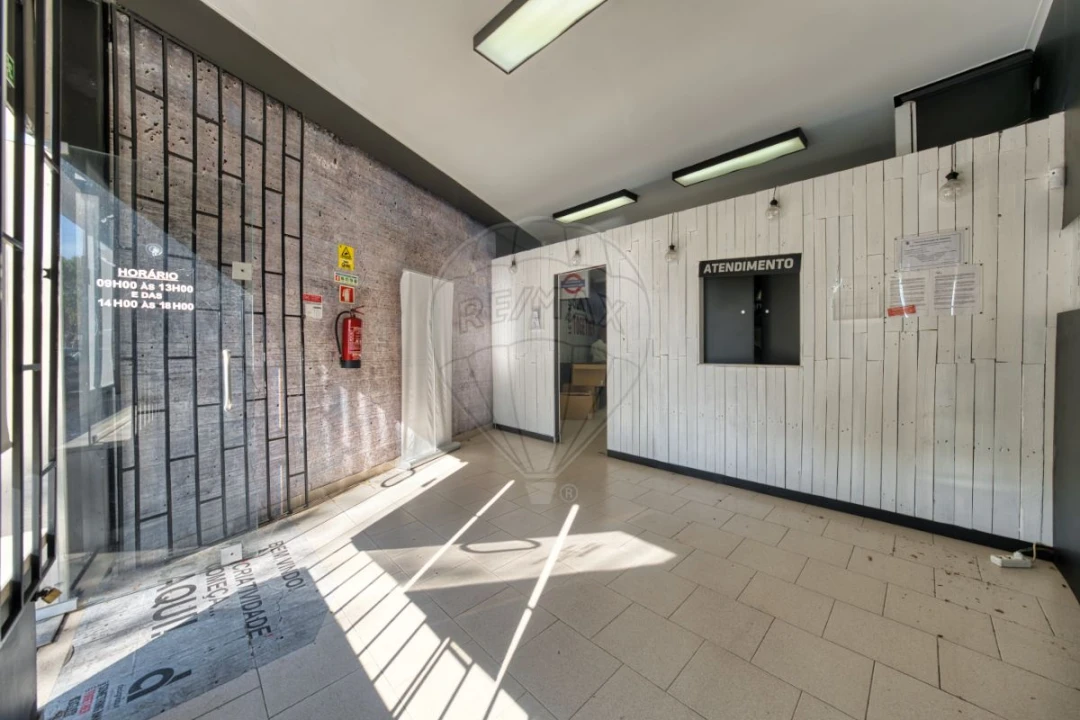 Loja para Venda em Almeirim Foto 4