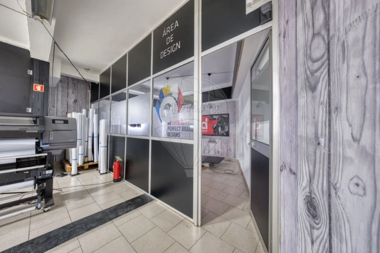 Loja para Venda em Almeirim Foto 41