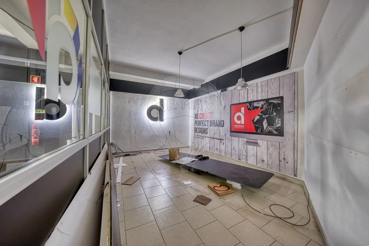 Loja para Venda em Almeirim Foto 42