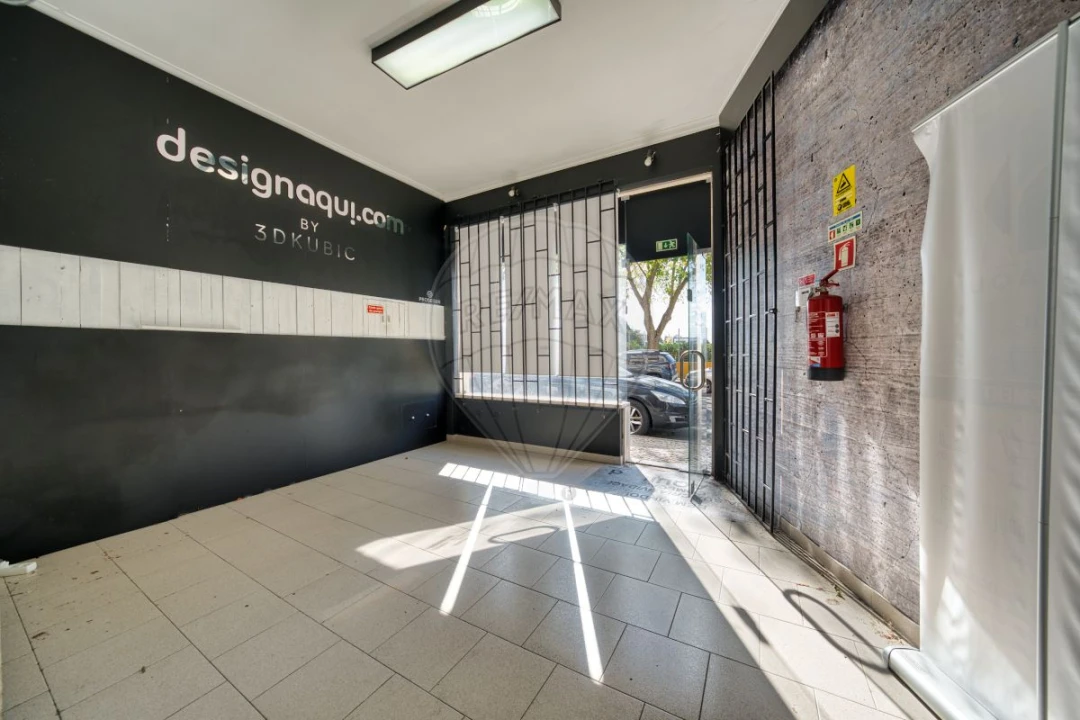 Loja para Venda em Almeirim Foto 6