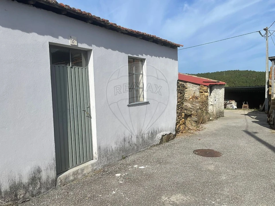 Moradia T1 para Venda em Oliveira do Mondego e Travanca do Mondego Foto 12