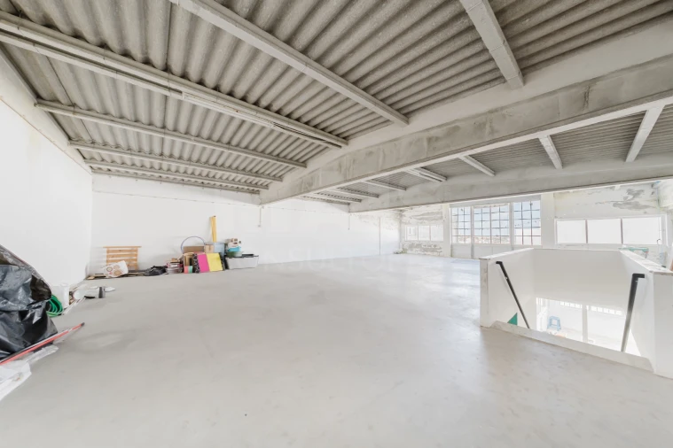 Loja para Arrendamento em Peniche Foto 12