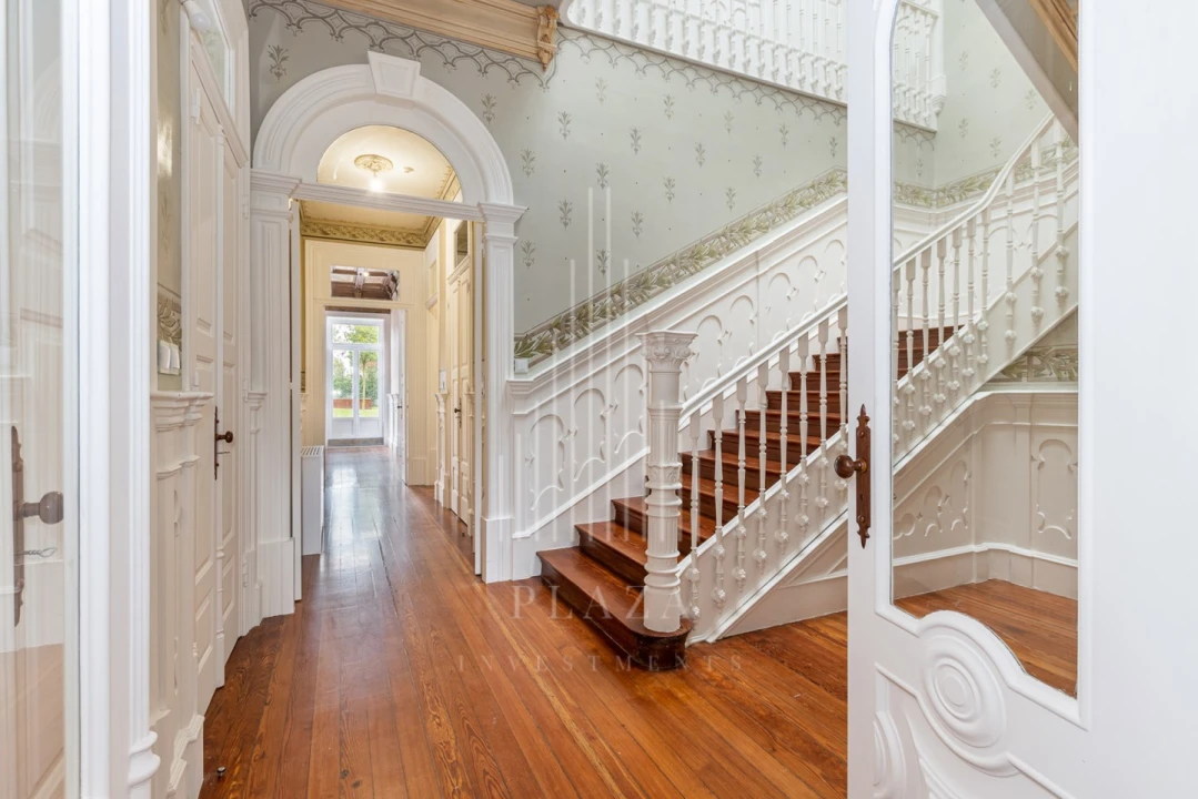 Moradia T6 para Venda em Cedofeita, Santo Ildefonso, Sé, Miragaia, São Nicolau e Vitória Foto 3