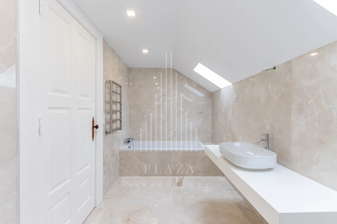 Moradia T6 para Venda em Cedofeita, Santo Ildefonso, Sé, Miragaia, São Nicolau e Vitória Foto 37