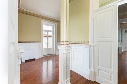 Moradia T6 para Venda em Cedofeita, Santo Ildefonso, Sé, Miragaia, São Nicolau e Vitória