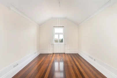 Moradia T6 para Venda em Cedofeita, Santo Ildefonso, Sé, Miragaia, São Nicolau e Vitória