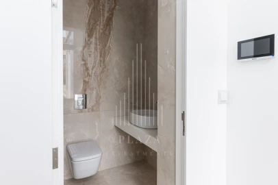 Moradia T6 para Venda em Cedofeita, Santo Ildefonso, Sé, Miragaia, São Nicolau e Vitória