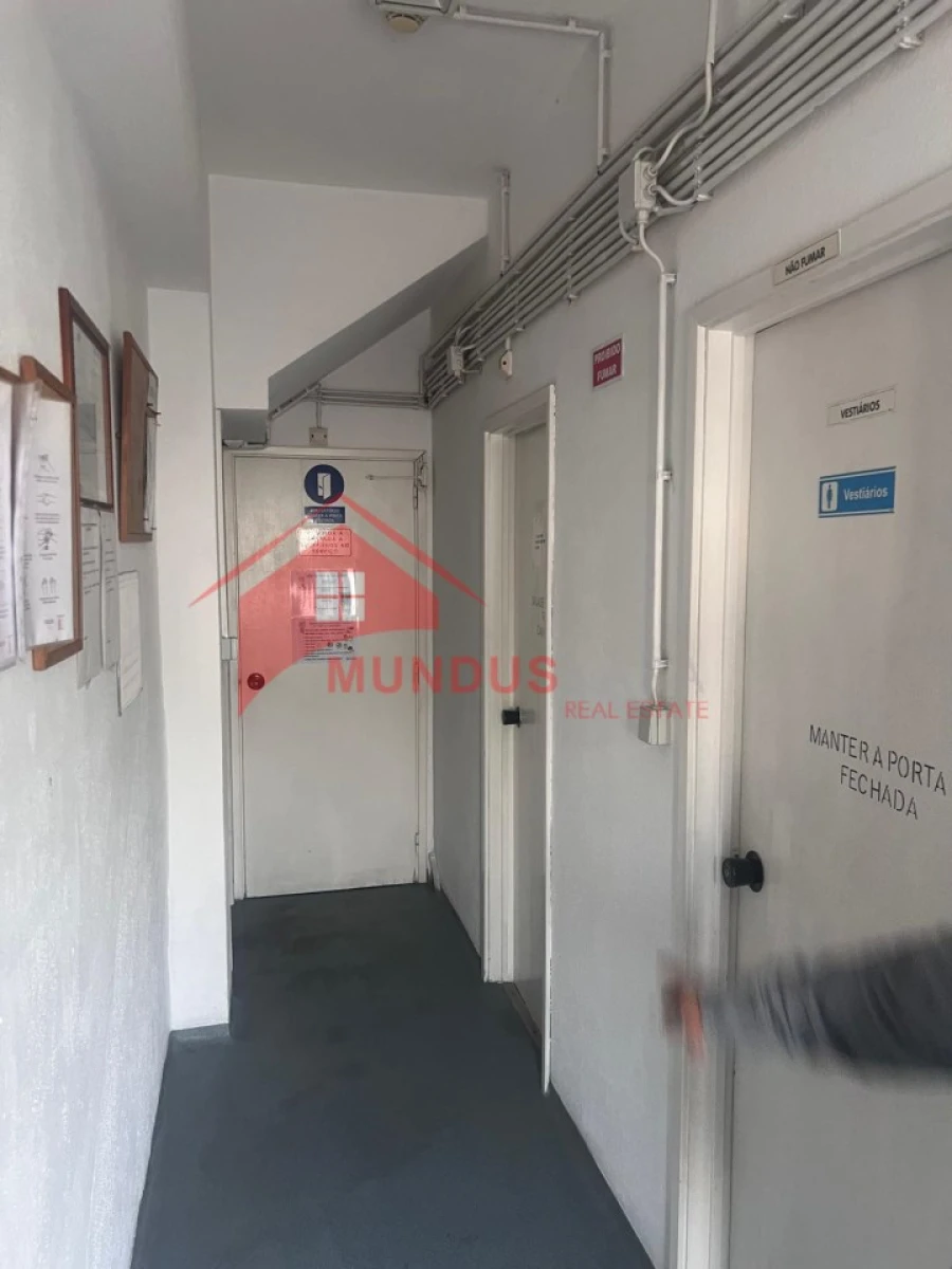 Armazém para Venda em Azeitão (São Lourenço e São Simão) Foto 12