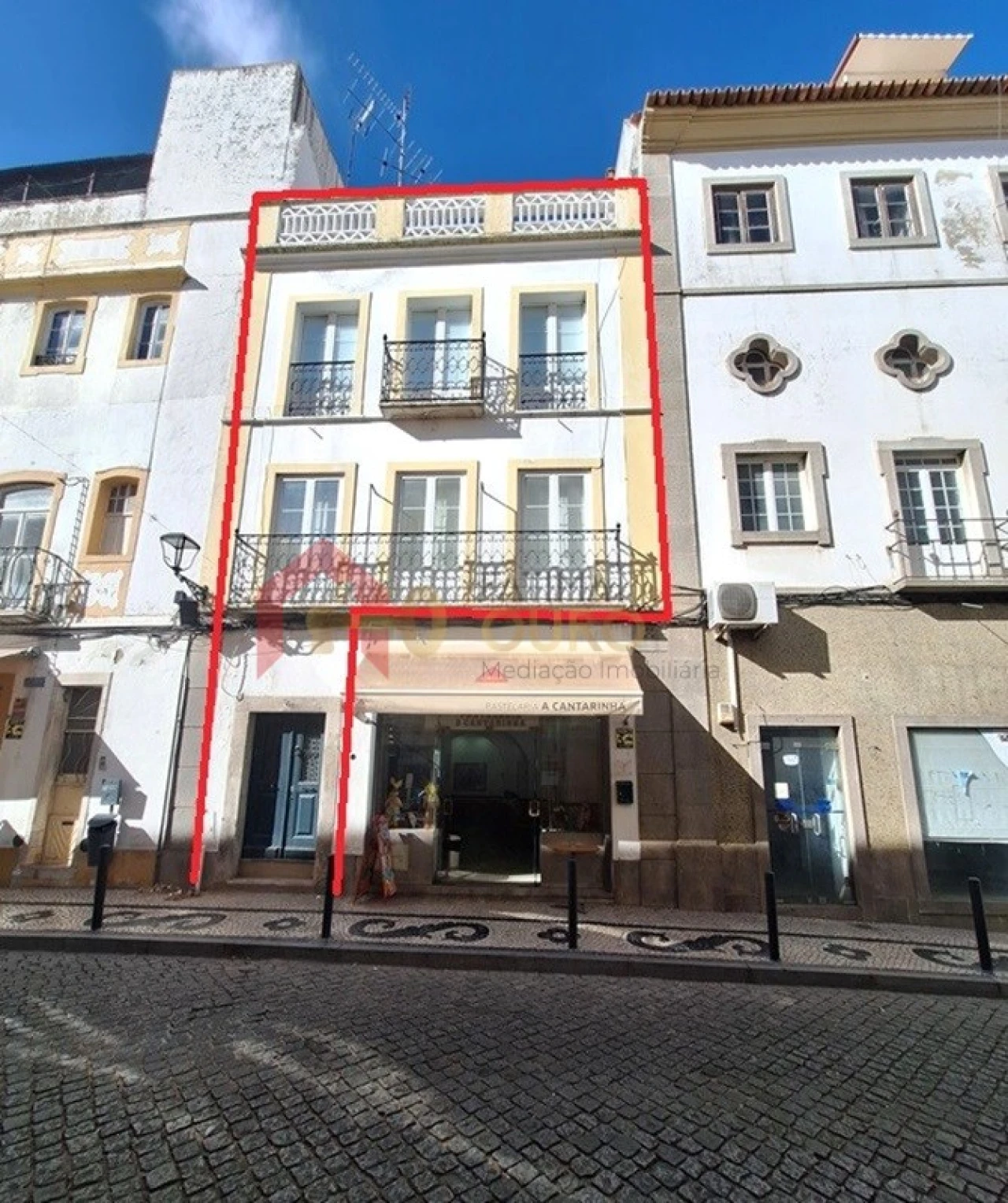 Apartamento T5 para Venda em Caia, São Pedro e Alcáçova Foto 1