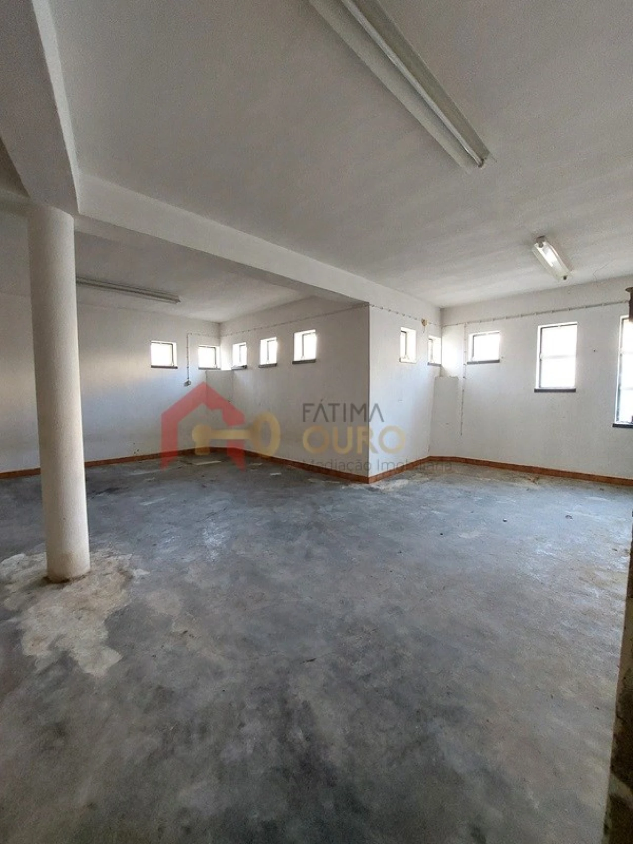 Moradia T4 para Venda em Assunção, Ajuda, Salvador e Santo Ildefonso Foto 36