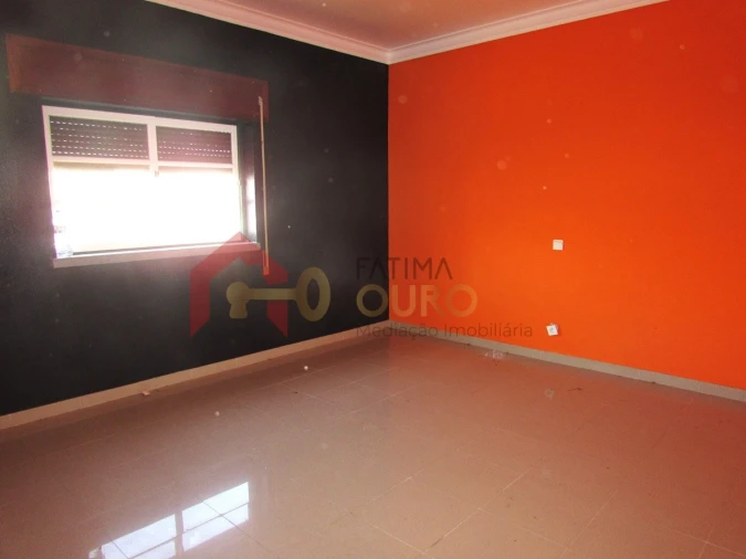 Moradia T4 para Venda em Assunção, Ajuda, Salvador e Santo Ildefonso Foto 27