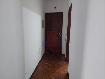 Apartamento T4 para Arrendamento em Nossa Senhora do Pópulo, Coto e São Gregório
