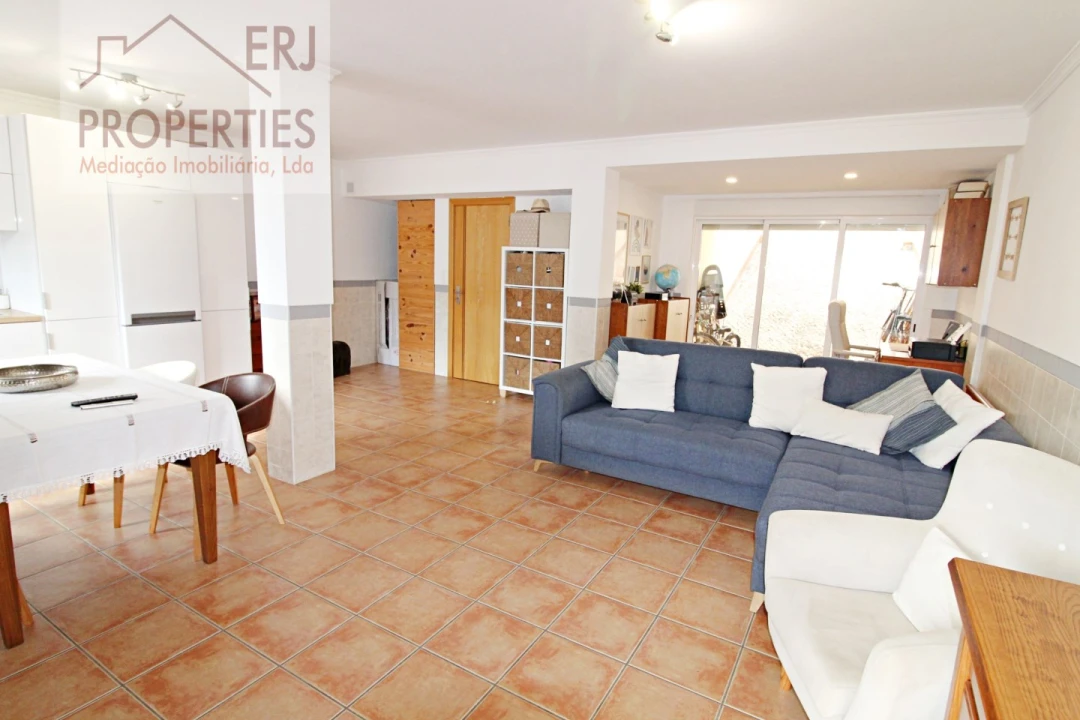 Moradia T3 para Venda em Vila Nova de Cacela Foto 5