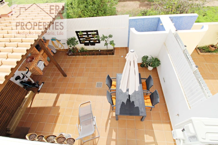 Moradia T3 para Venda em Vila Nova de Cacela Foto 3