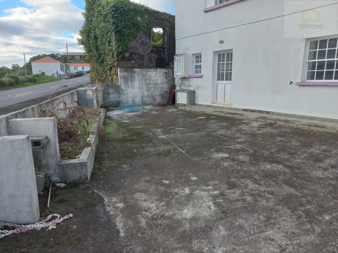 Apartamento T1 para Venda em Calheta Foto 3