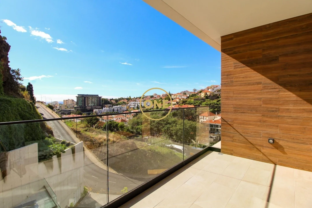 Apartamento T6 para Venda em Funchal (São Pedro) Foto 33