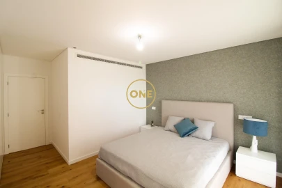 Apartamento T6 para Venda em Funchal (São Pedro)