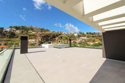 Apartamento T6 para Venda em Funchal (São Pedro)