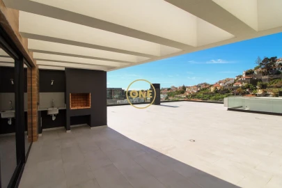 Apartamento T6 para Venda em Funchal (São Pedro)