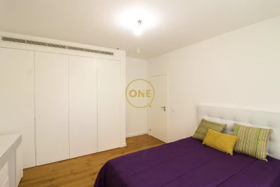 Apartamento T6 para Venda em Funchal (São Pedro)