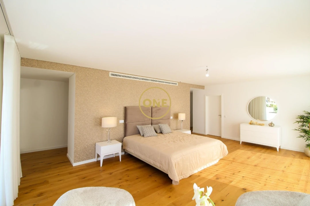 Apartamento T6 para Venda em Funchal (São Pedro) Foto 10