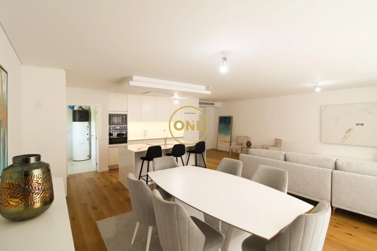 Apartamento T6 para Venda em Funchal (São Pedro) Foto 3