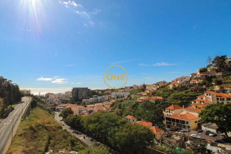 Apartamento T6 para Venda em Funchal (São Pedro) Foto 56