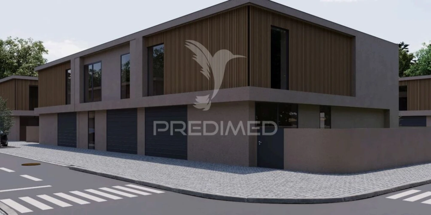 Moradia T3 para Venda em Arvore Foto 12