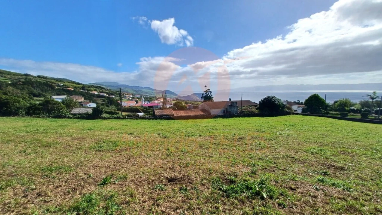 Moradia T2 para Venda em Rosais Foto 6