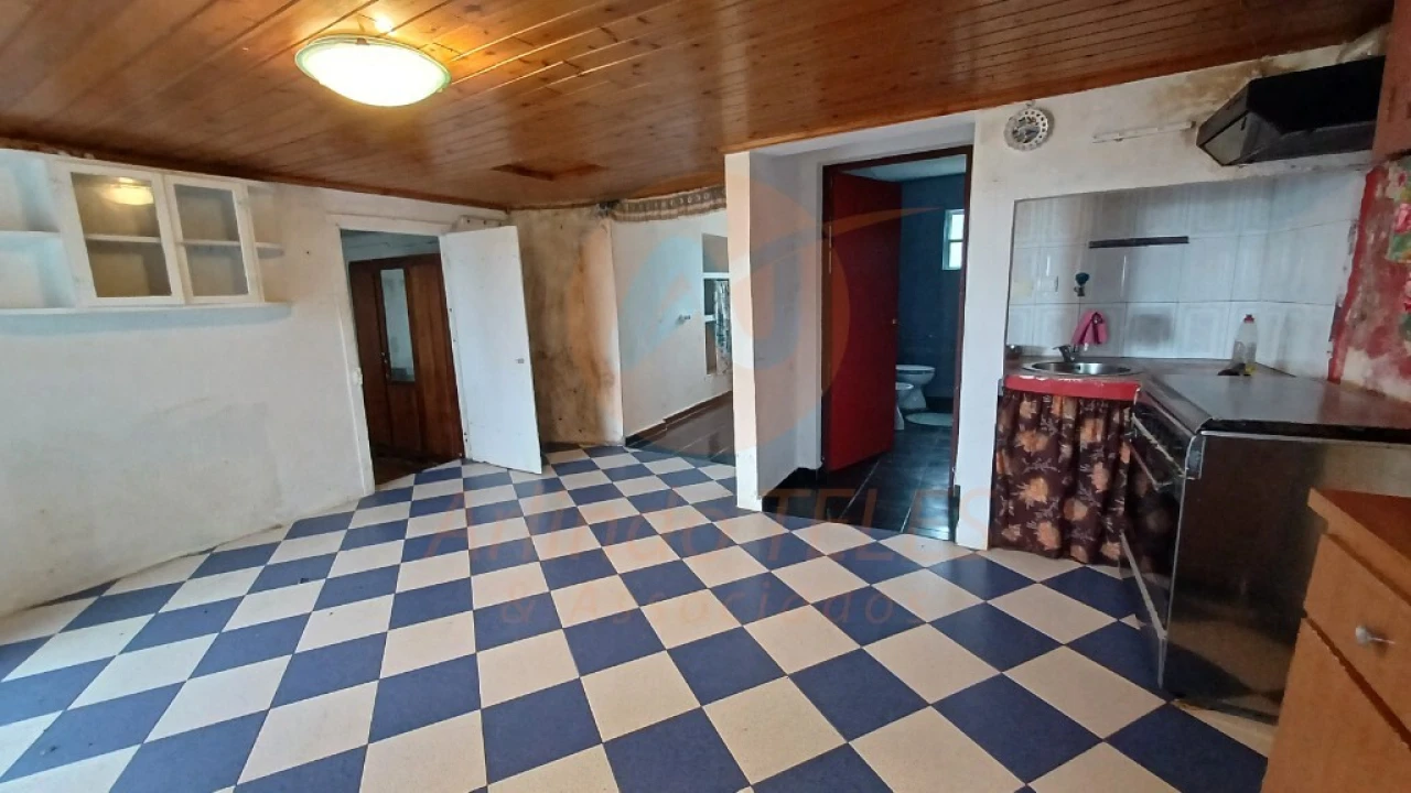 Moradia T2 para Venda em Rosais Foto 11