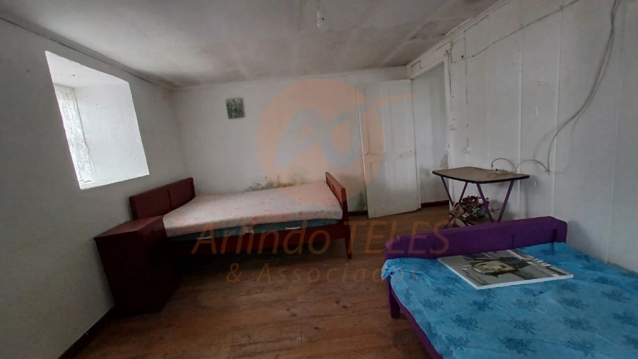 Moradia T2 para Venda em Rosais Foto 18