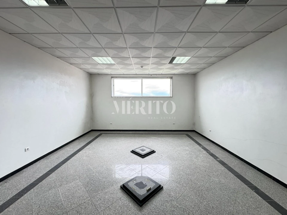 Armazém para Venda em Lemenhe, Mouquim e Jesufrei Foto 17