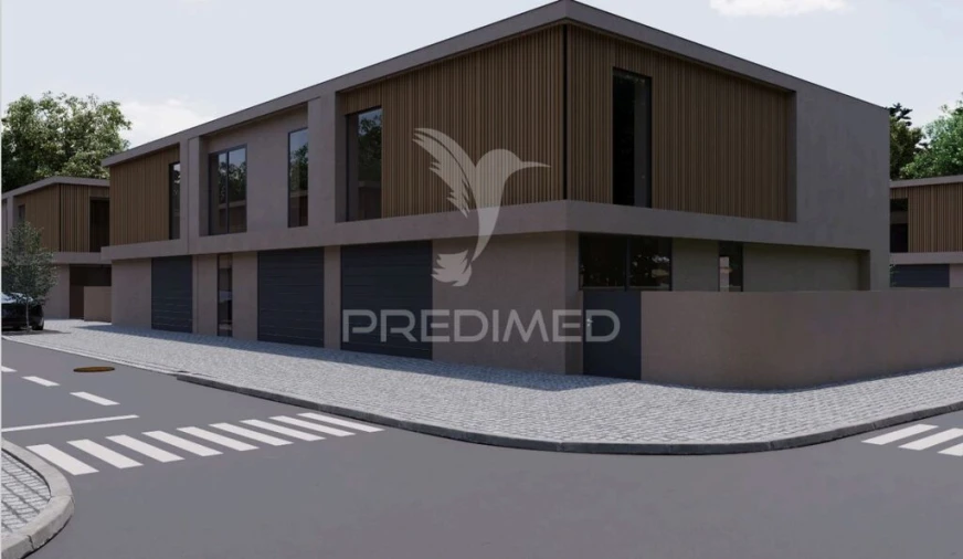 Moradia T3 para Venda em Arvore Foto 2