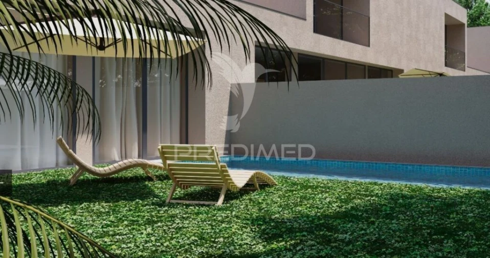 Moradia T3 para Venda em Arvore Foto 4