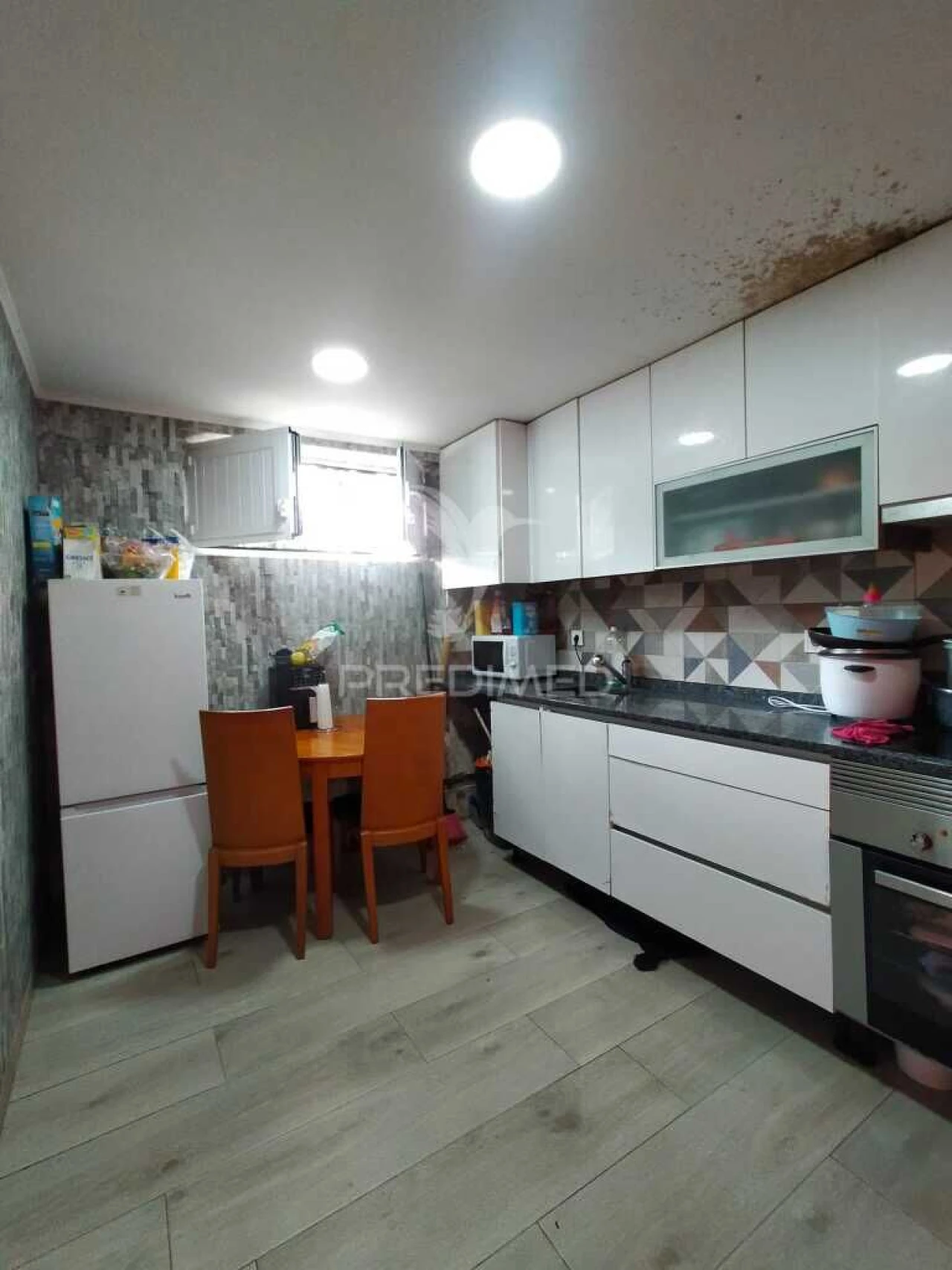 Apartamento T2 para Venda em Alfragide Foto 18
