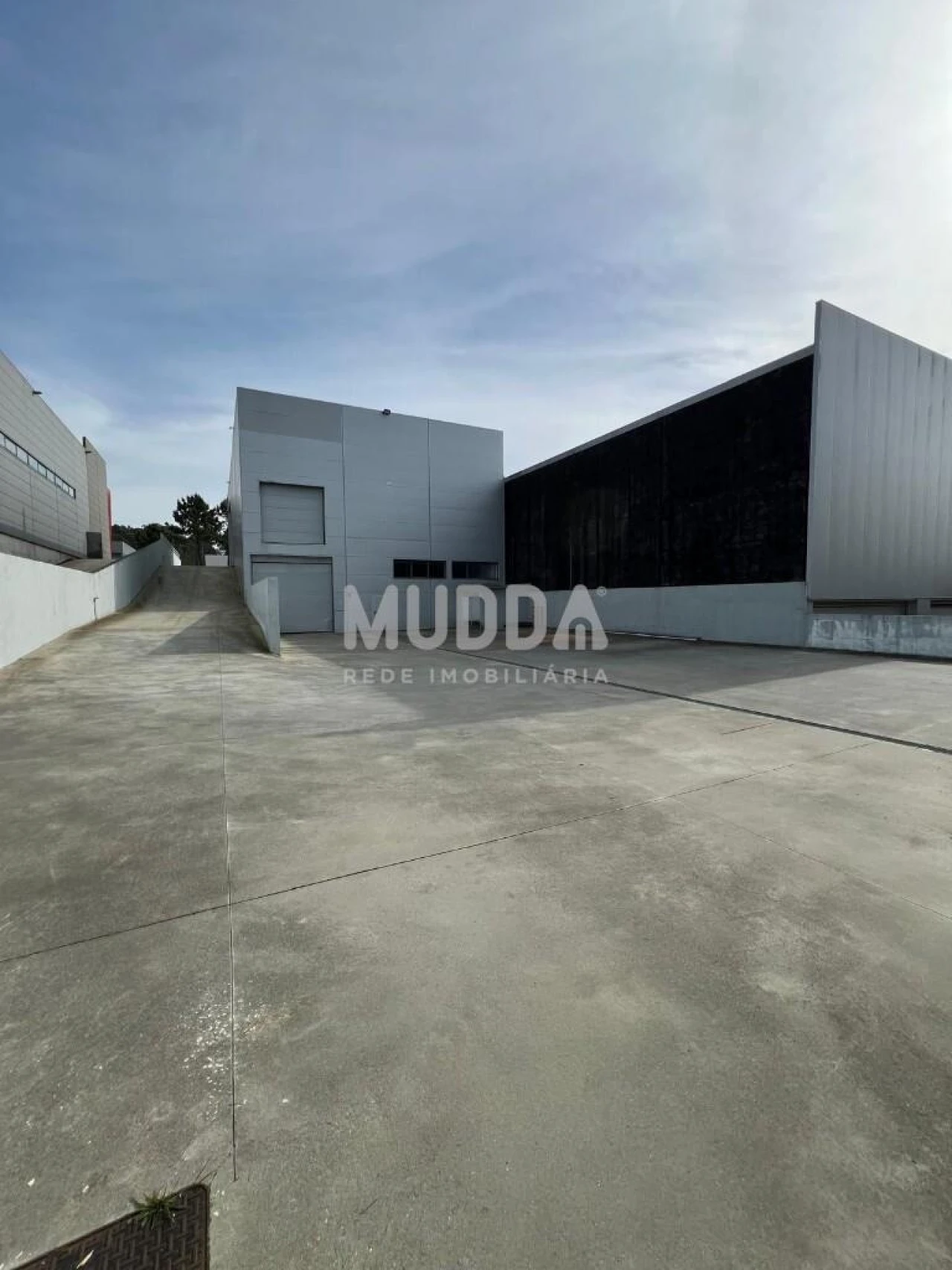 Armazém para Venda em Fiães Foto 15