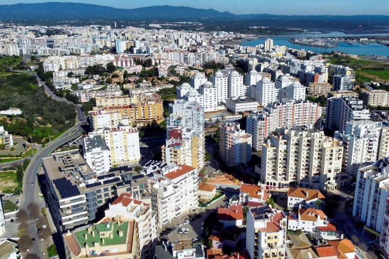 Apartamento T2 para Venda em Portimão Foto 59