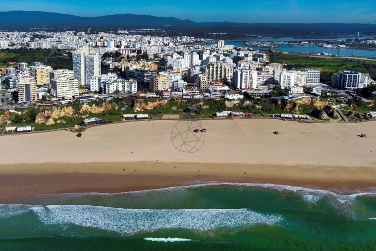 Apartamento T1 para Venda em Portimão Foto 5