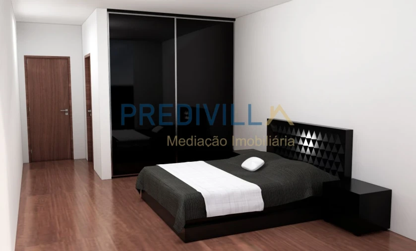 Moradia T4 para Venda em Azurara Foto 7