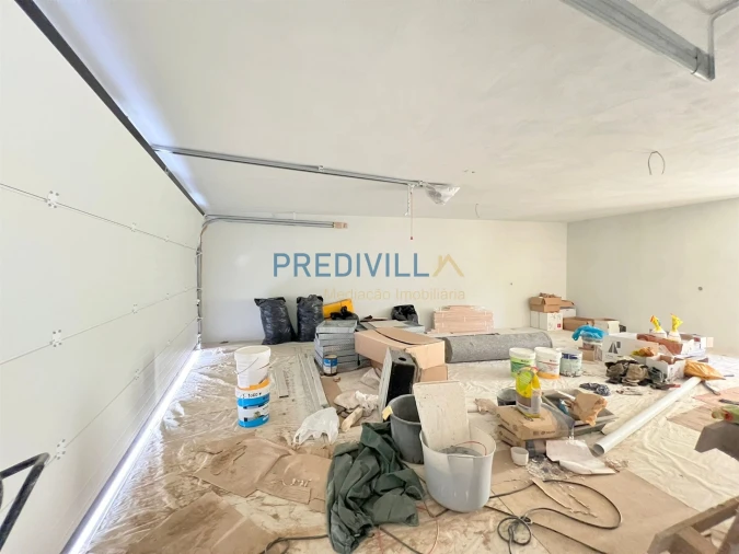 Moradia T4 para Venda em Azurara Foto 16