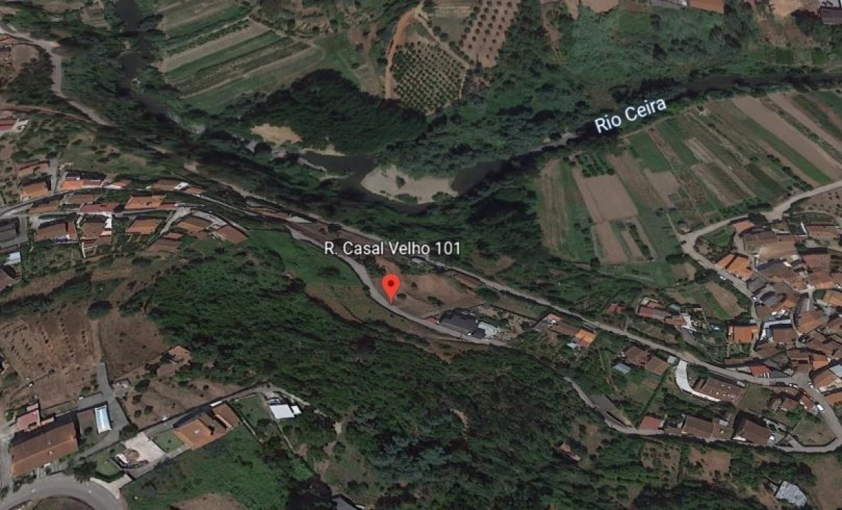 Terreno para Venda em Ceira Foto 2