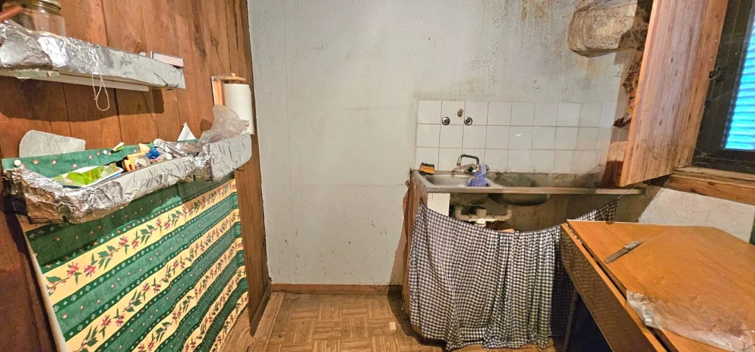 Moradia T2 para Venda em Ferro Foto 5