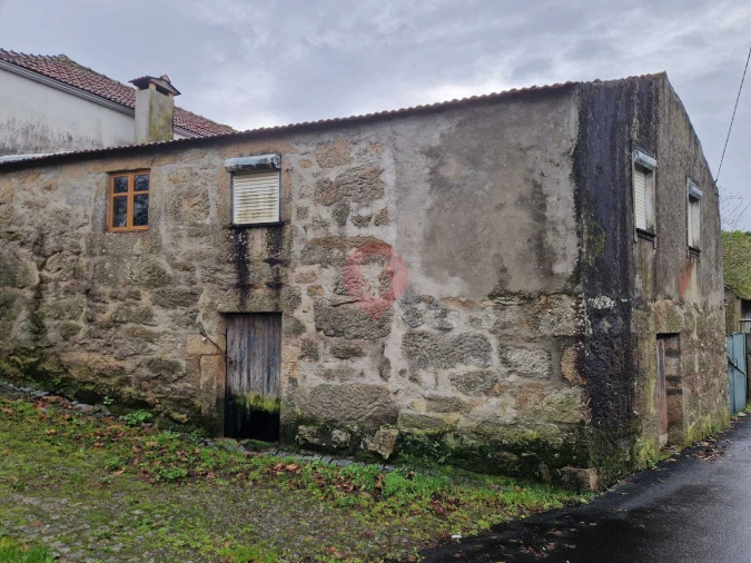 Moradia T2 para Venda em Messegães, Valadares e Sá Foto 1